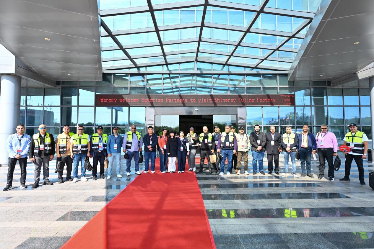 埃及GM代表團訪鑫源汽車 深化戰(zhàn)略合作共拓北非市場